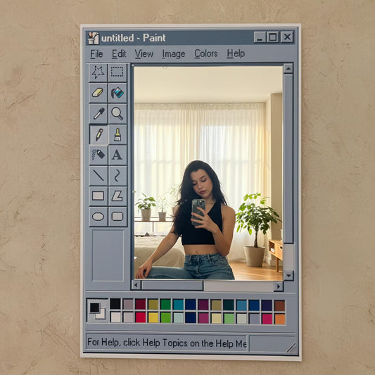 Paint Mirror : là où la nostalgie rencontre l'esthétique moderne.